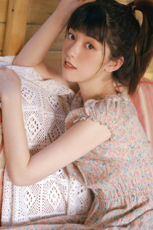 偷偷在线观看
